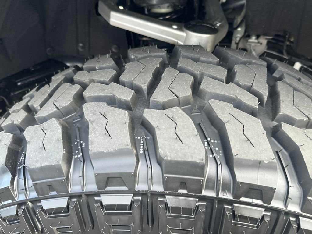 Used 2025 Ford Bronco Badlands AWD/4WD image 25