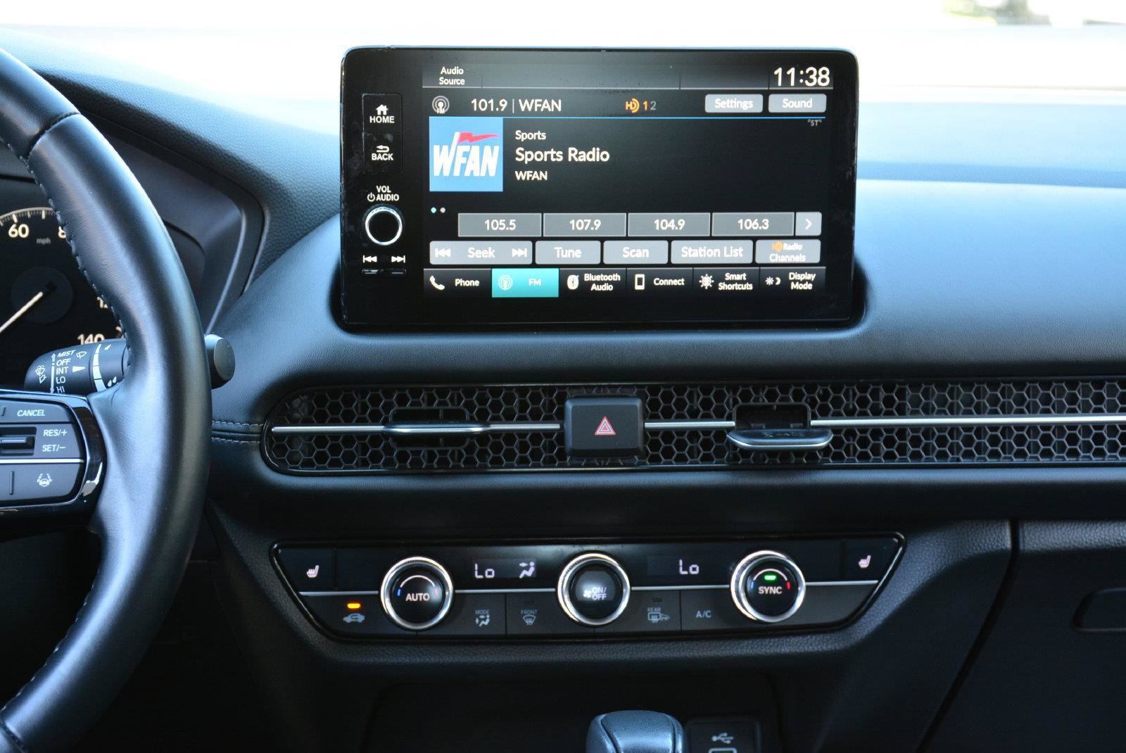 Used 2025 Honda HR-V EX-L image 15