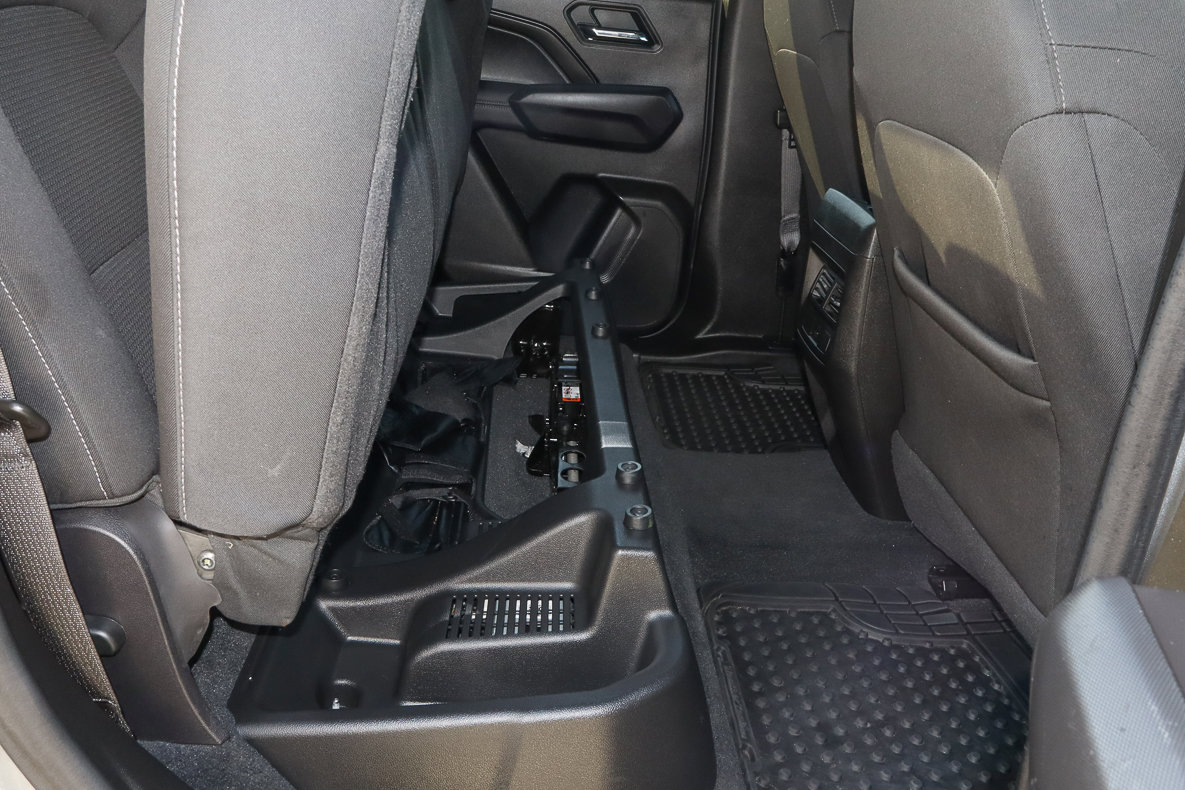 Used 2023 Chevrolet Colorado LT w/ LT Convenience Package II image 9