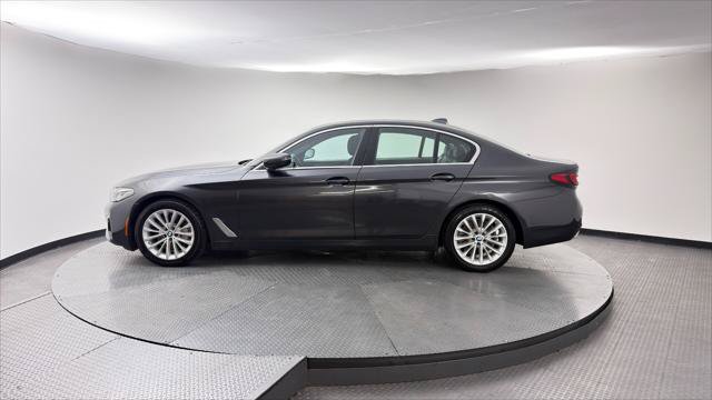 Used 2023 BMW 530i xDrive w/ Premium Package AWD/4WD image 3