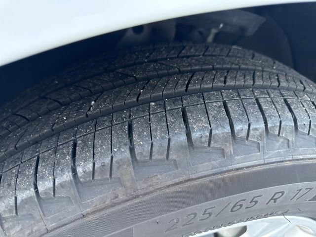 Certified 2022 Chevrolet Equinox LS image 27