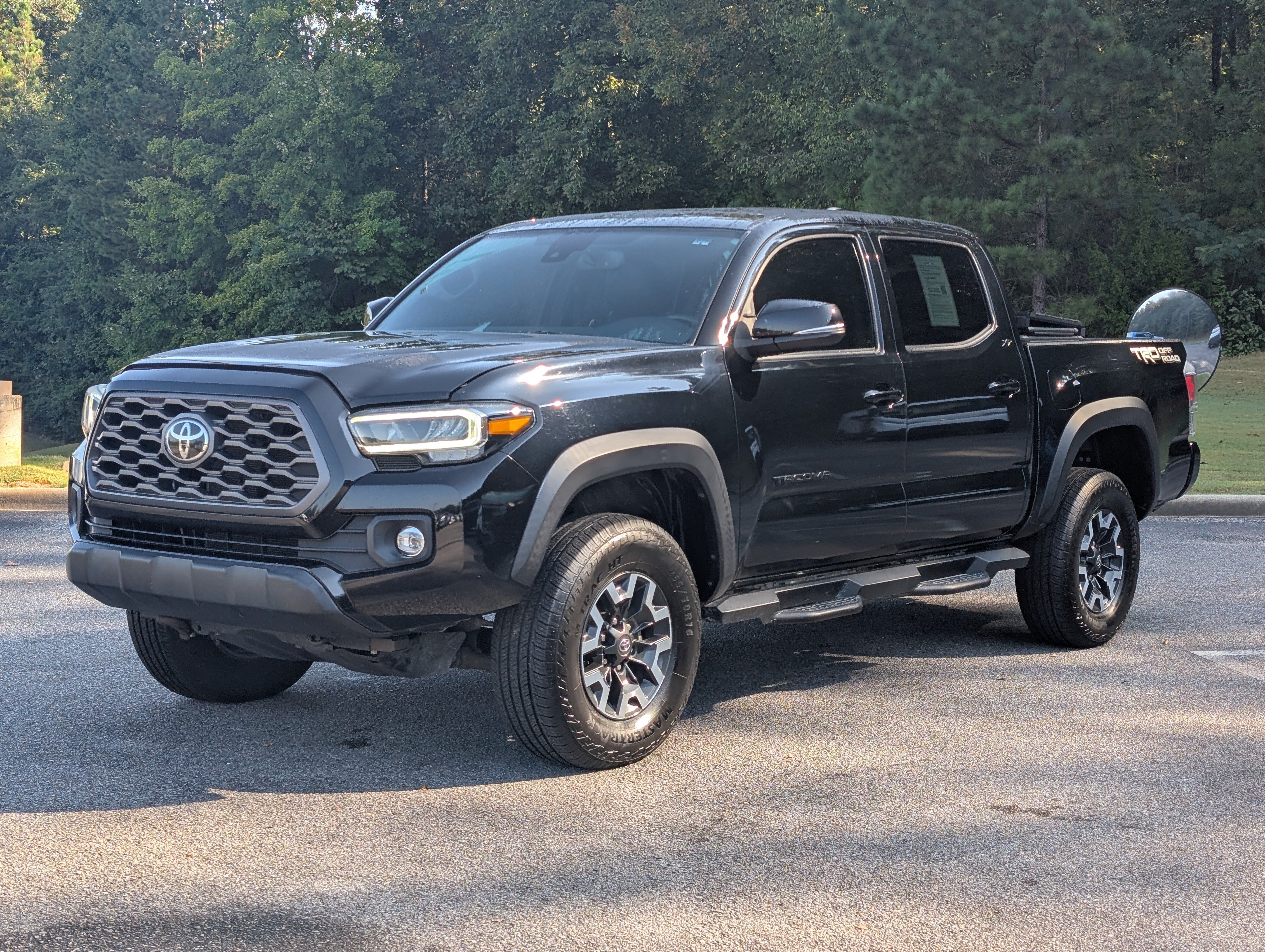 Used 2022 Toyota Tacoma TRD Off-Road w/ TRD Premium Off Road Package RWD image 5