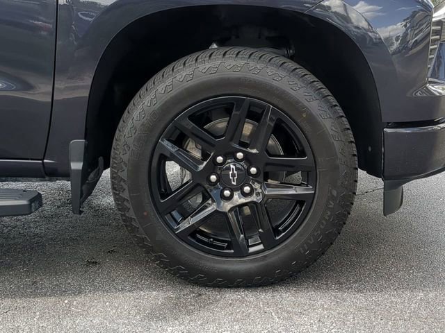 Used 2023 Chevrolet Silverado 1500 RST AWD/4WD image 11