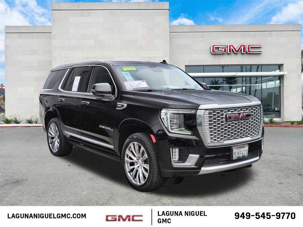 Used 2023 GMC Yukon Denali w/ Denali Reserve Package image 3