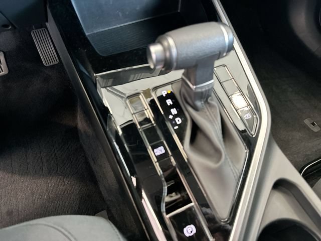 Certified 2024 Kia Niro LX FWD image 22