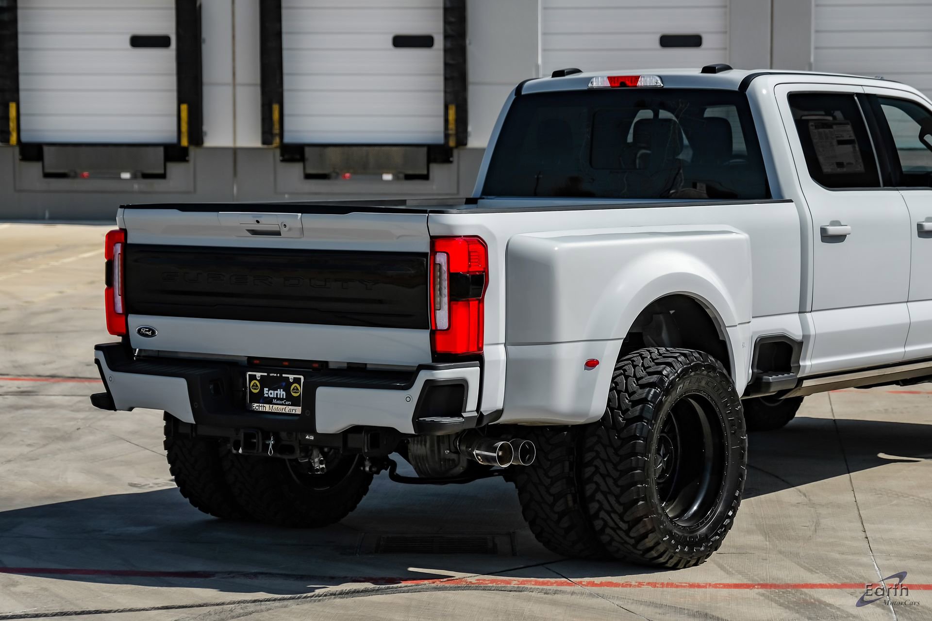 Used 2026 Ford F450 Platinum w/ FX4 Off-Road Package AWD/4WD image 20