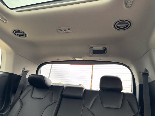 Used 2023 Kia Telluride SX AWD/4WD image 30