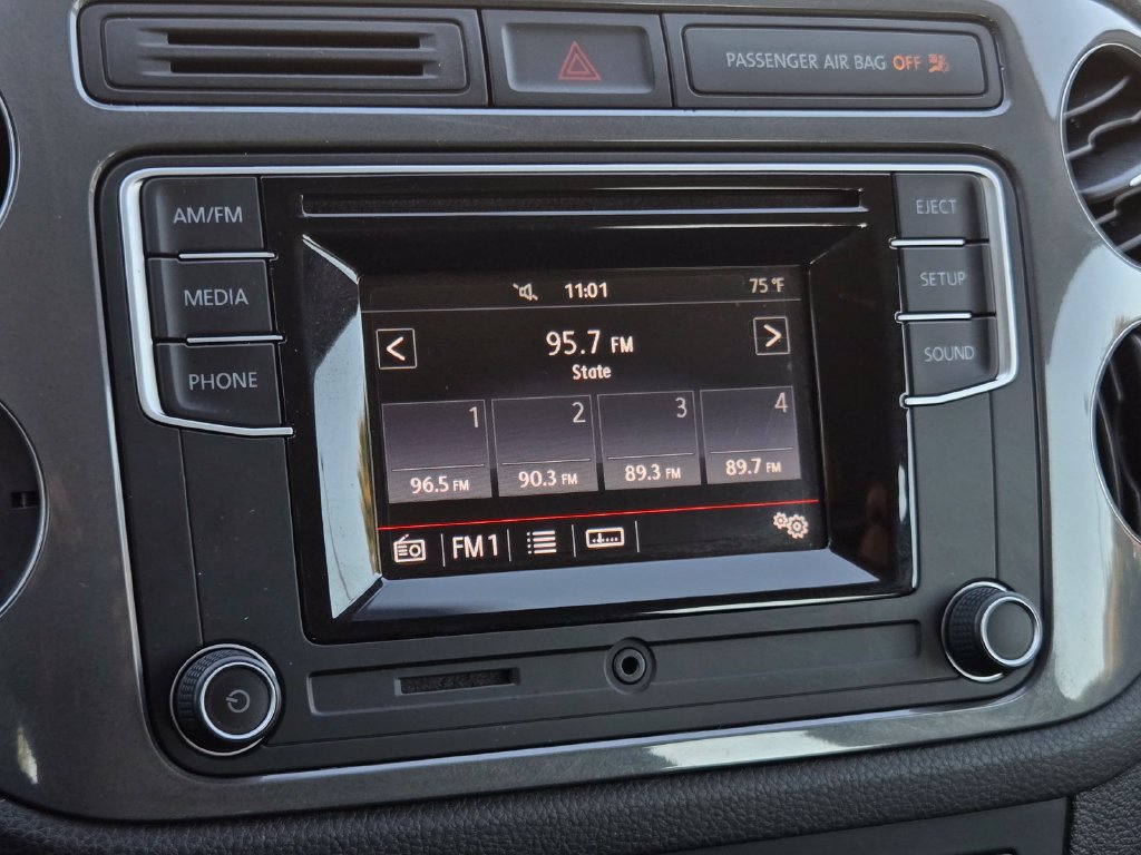 Used 2016 Volkswagen Tiguan S FWD image 16