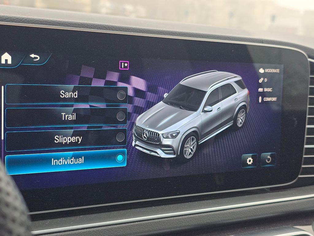 Used 2023 Mercedes-Benz GLE 53 AMG 4MATIC image 35