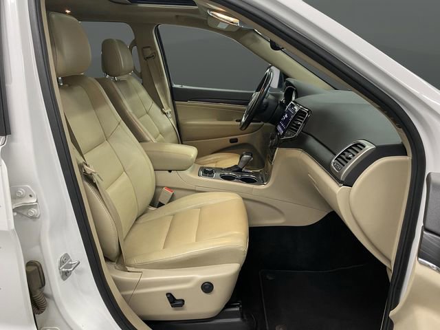 Used 2020 Jeep Grand Cherokee Limited w/ Trailer Tow Group IV image 34