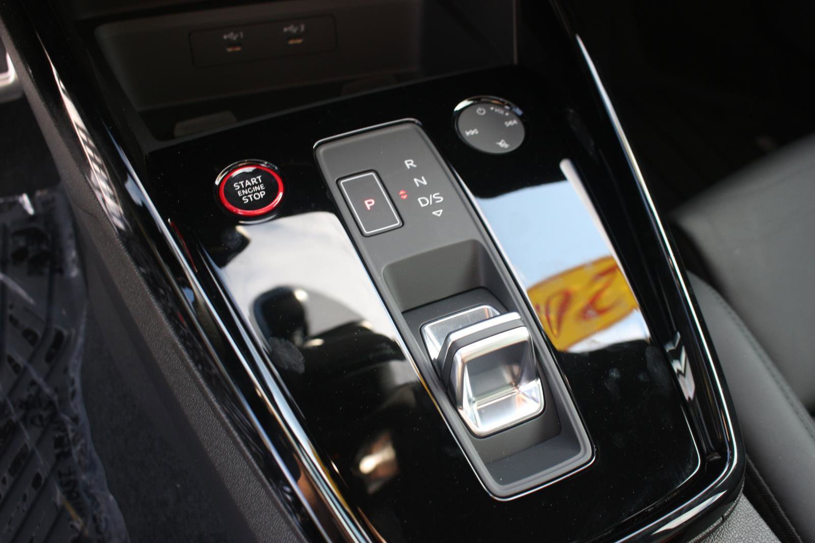 Used 2024 Audi RS 3 AWD/4WD image 32