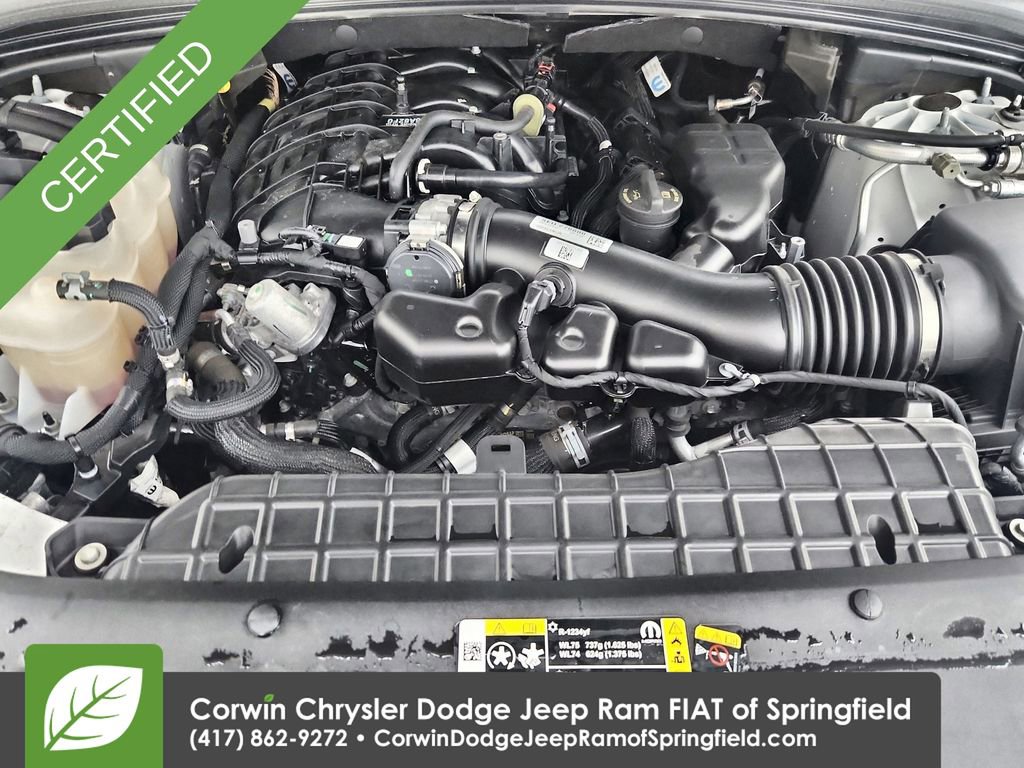 Used 2023 Jeep Grand Cherokee Laredo AWD/4WD image 32