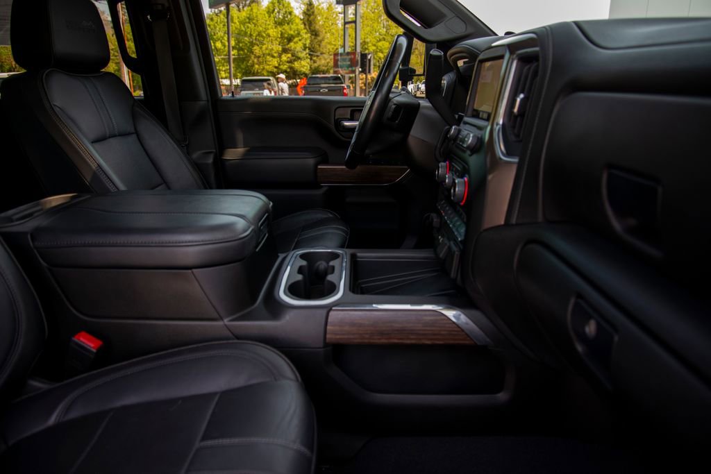 Used 2023 Chevrolet Silverado 3500 High Country w/ Technology Package AWD/4WD image 20