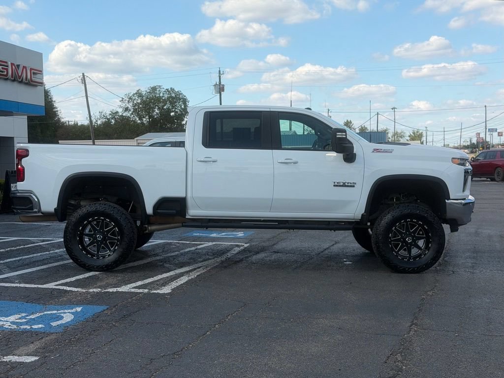 Used 2020 Chevrolet Silverado 2500 LT w/ Texas Edition AWD/4WD image 4