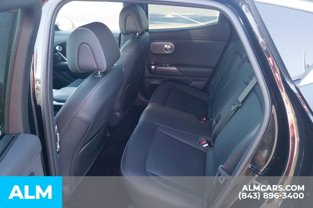 Used 2024 Genesis GV60 Advanced image 16