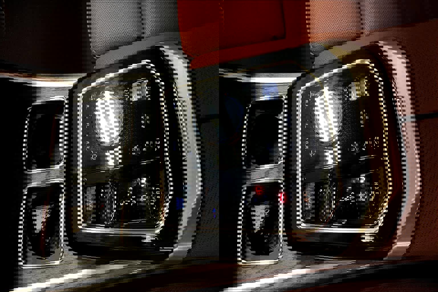 Used 2025 BMW i7 eDrive50 image 7