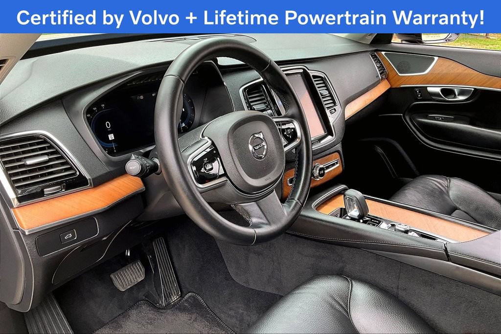 Used 2024 Volvo XC90 B5 Plus AWD/4WD image 17