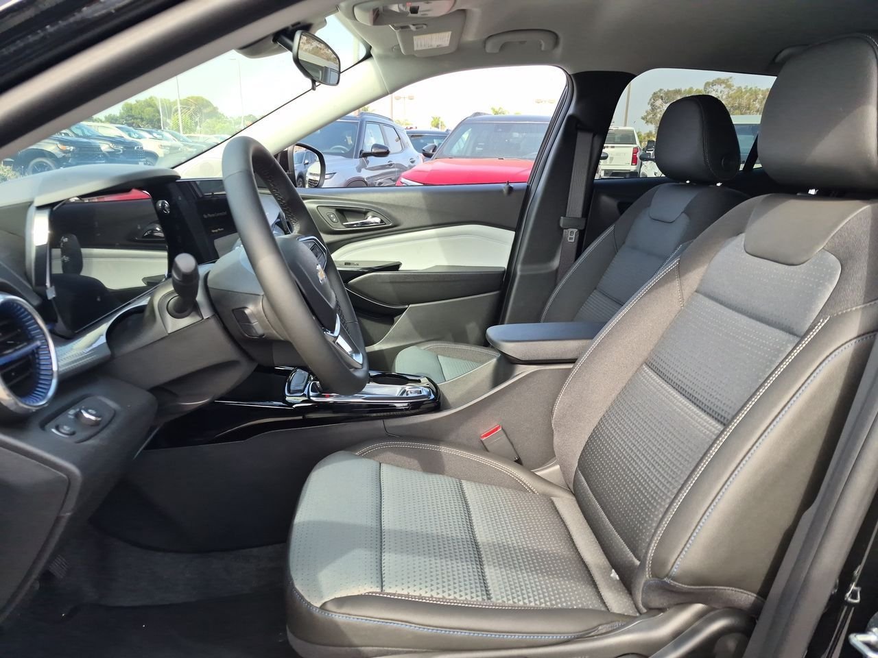 New 2026 Chevrolet Trax LT w/ Driver Confidence Package FWD image 19