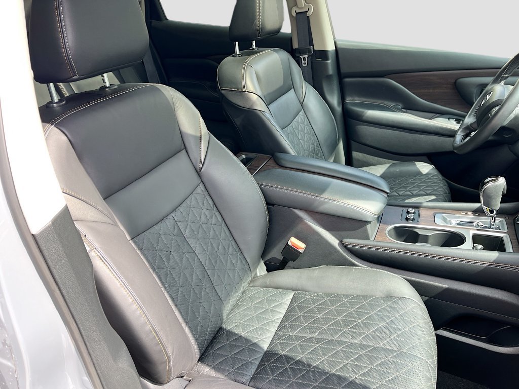 Used 2024 Nissan Murano Platinum w/ Cargo Package FWD image 29