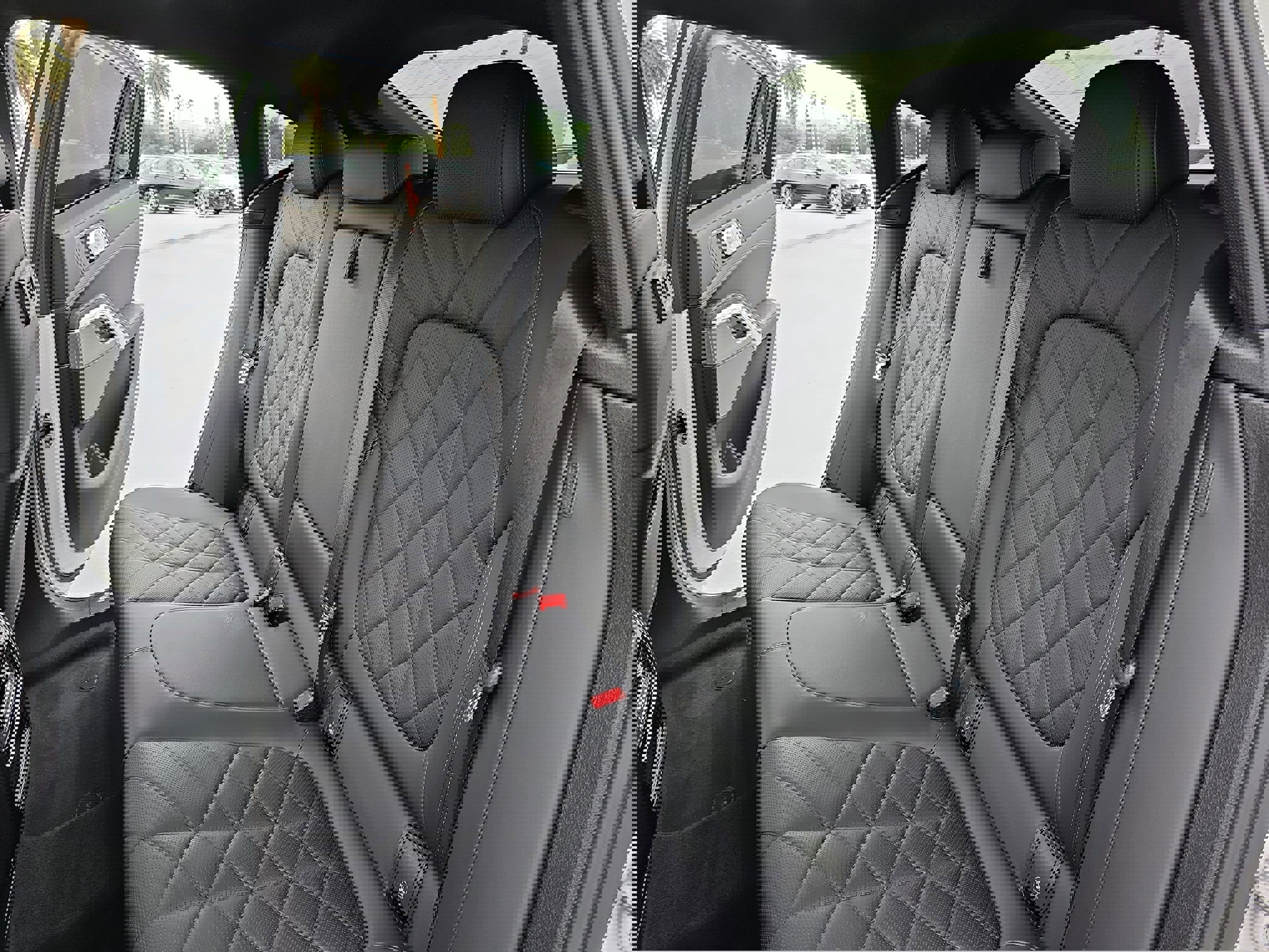 Used 2023 BMW X6 xDrive40i w/ M Sport Package AWD/4WD image 14