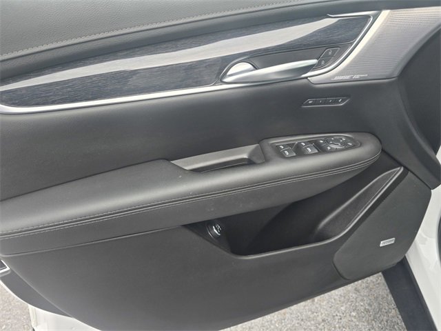 Used 2023 Cadillac XT5 Premium Luxury w/ Technology Package image 21