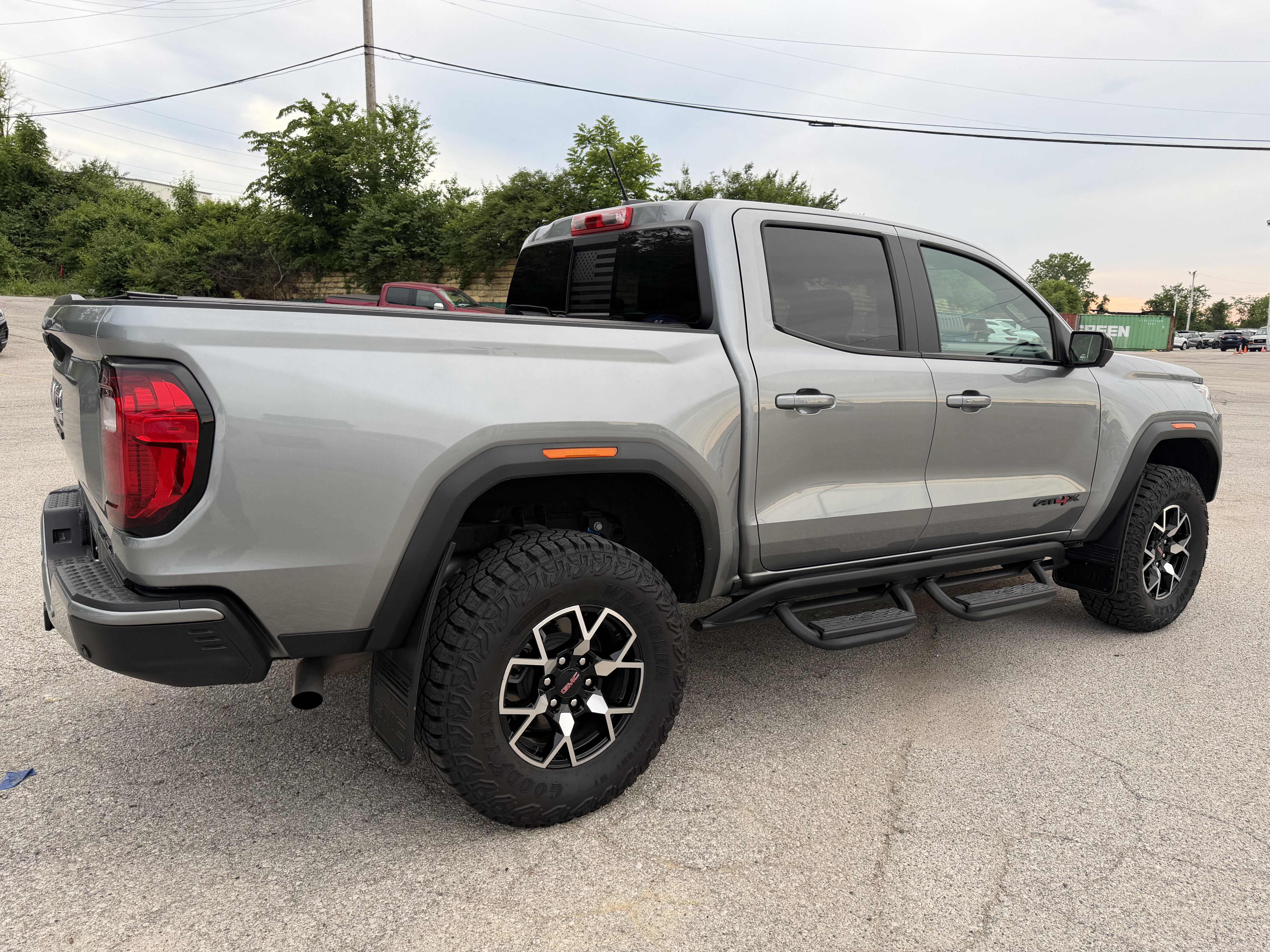 Used 2024 GMC Canyon AT4X AWD/4WD image 7