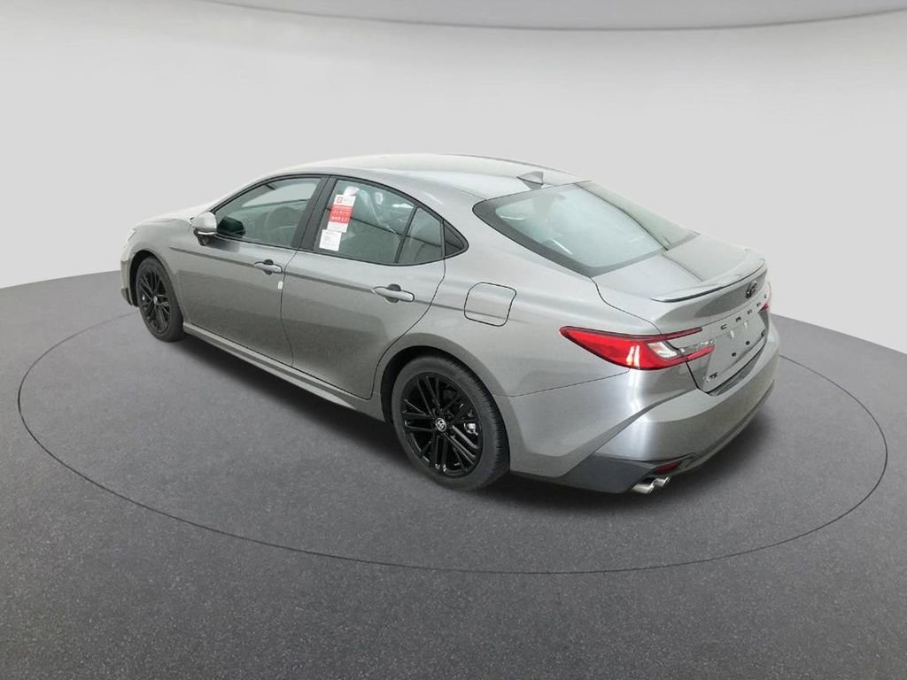 New 2026 Toyota Camry SE image 5