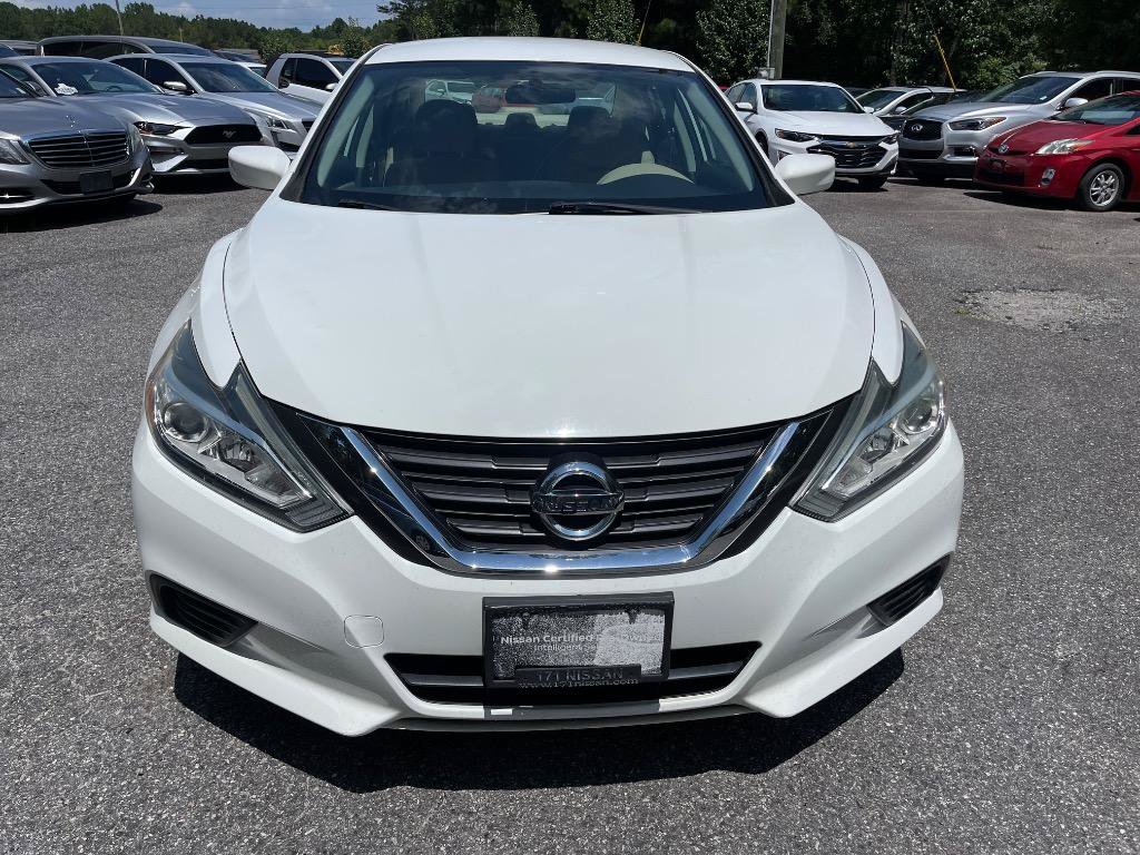 Used 2016 Nissan Altima 2.5 S w/ Power Driver Seat Package FWD image 2