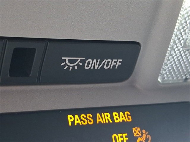 Used 2024 GMC Terrain SLT image 26