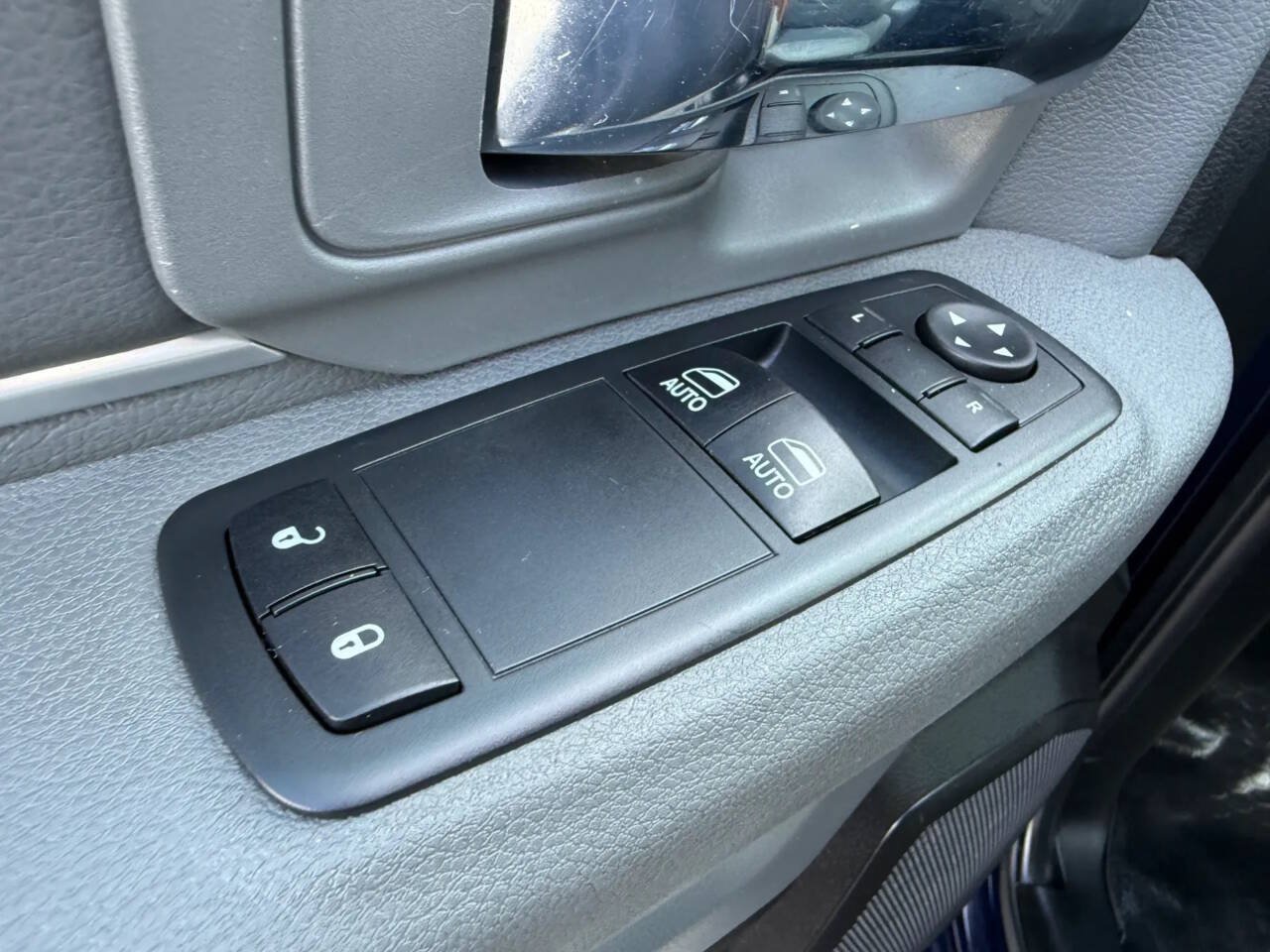 Used 2018 RAM 1500 Tradesman w/ Power & Remote Entry Group AWD/4WD image 9
