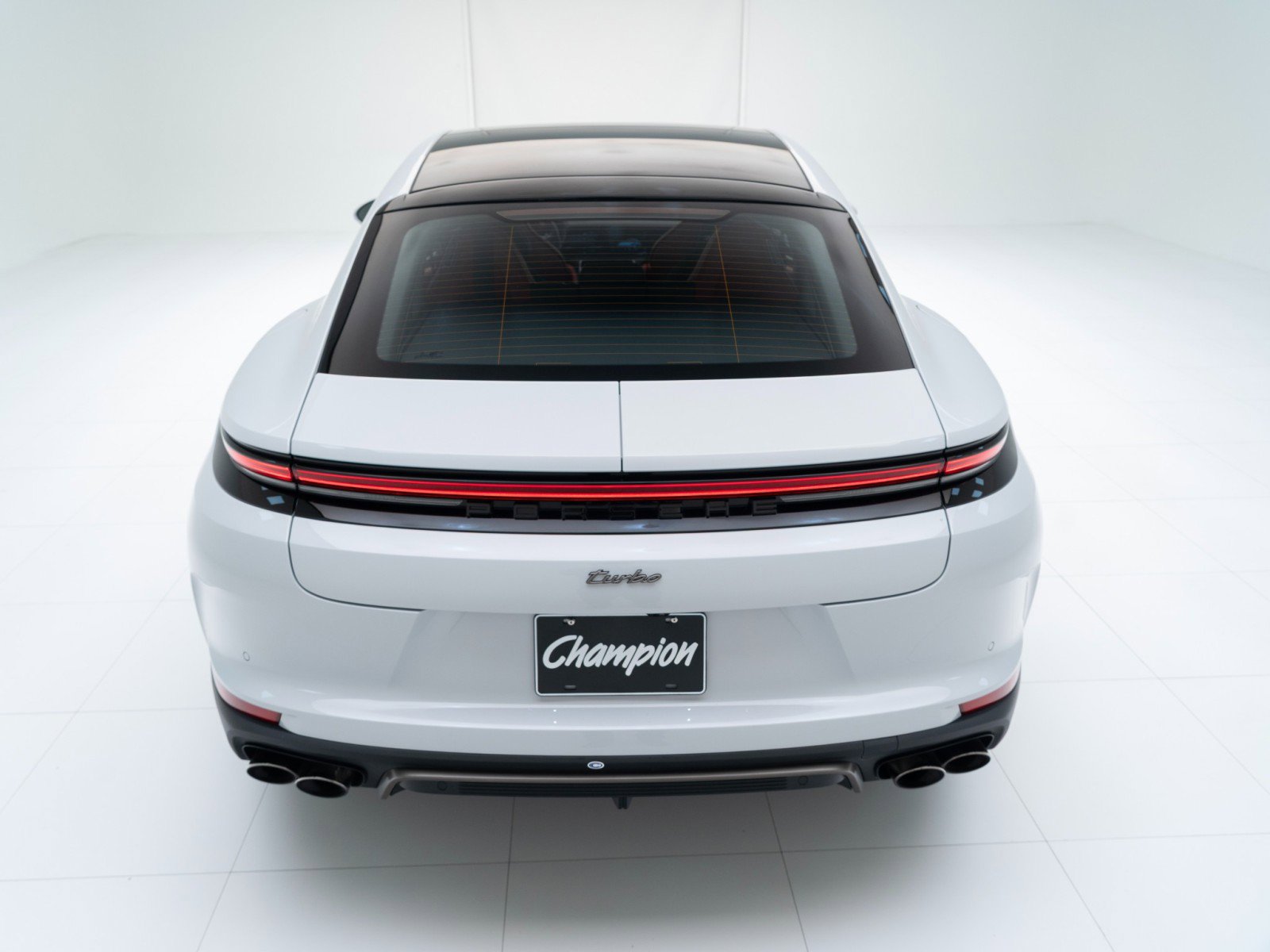 New 2026 Porsche Panamera Turbo image 10