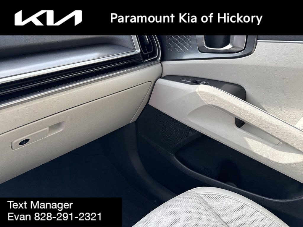 Used 2024 Kia Sorento EX w/ Panoramic Sunroof Package image 32