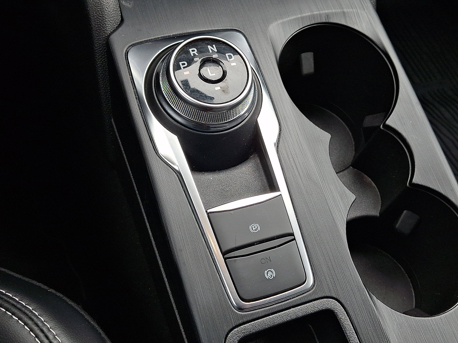 Used 2023 Ford Escape SE image 21