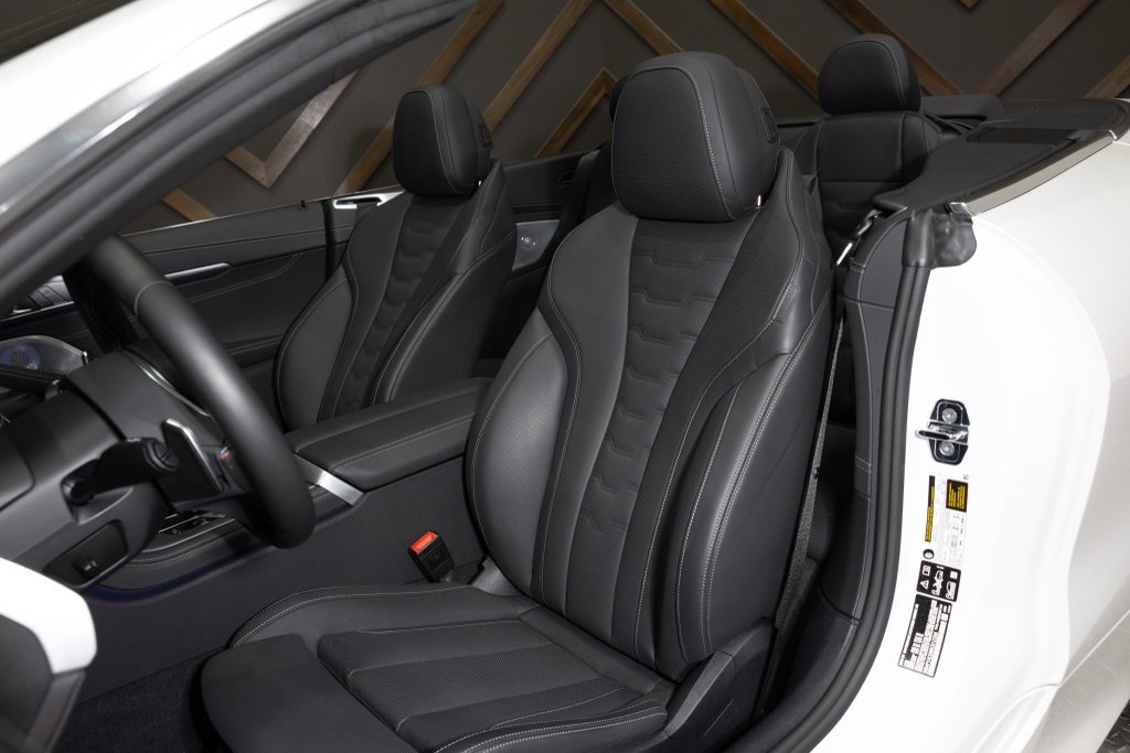 Used 2024 BMW M850i xDrive Convertible image 21