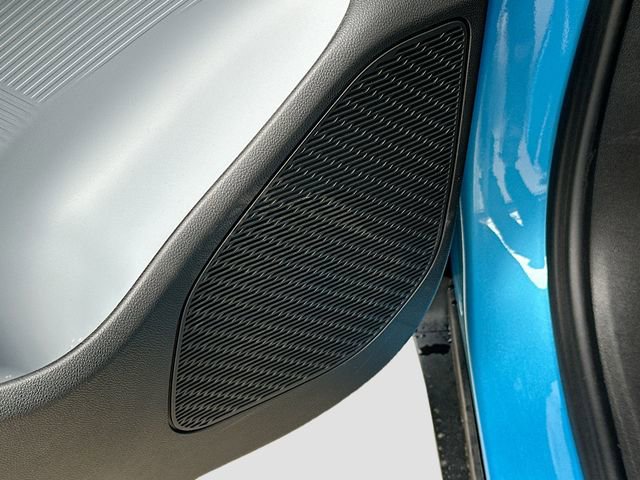 New 2027 Chevrolet Bolt LT w/ Comfort Package FWD image 20