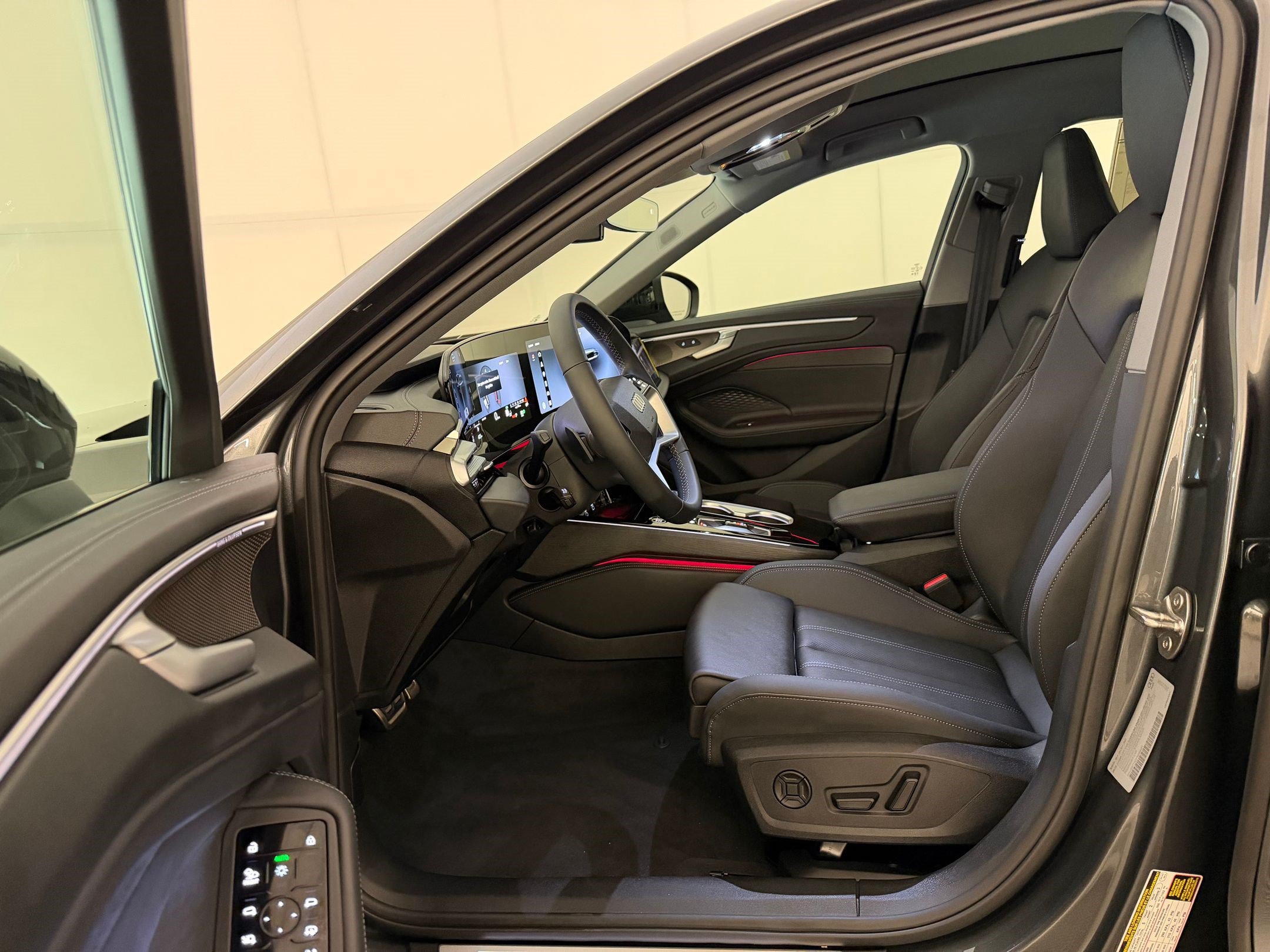 New 2026 Audi A6 Premium Plus AWD/4WD image 5