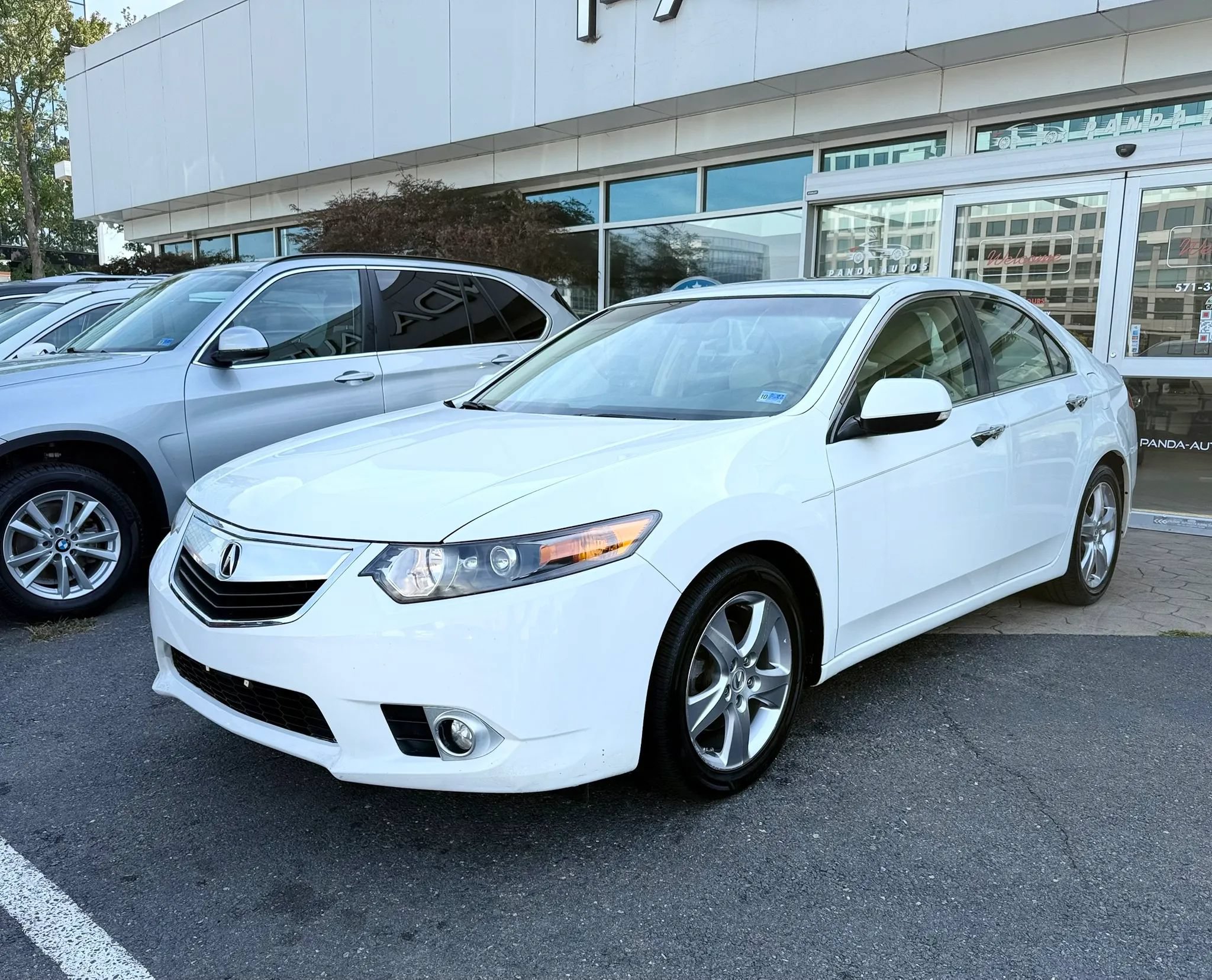 Used 2012 Acura TSX Sedan FWD image 3