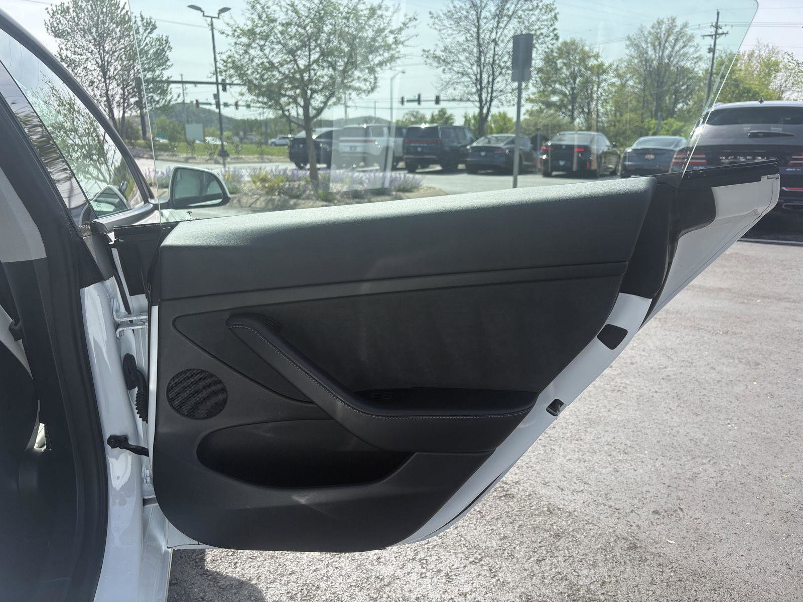 Used 2023 Tesla Model 3 Performance image 11