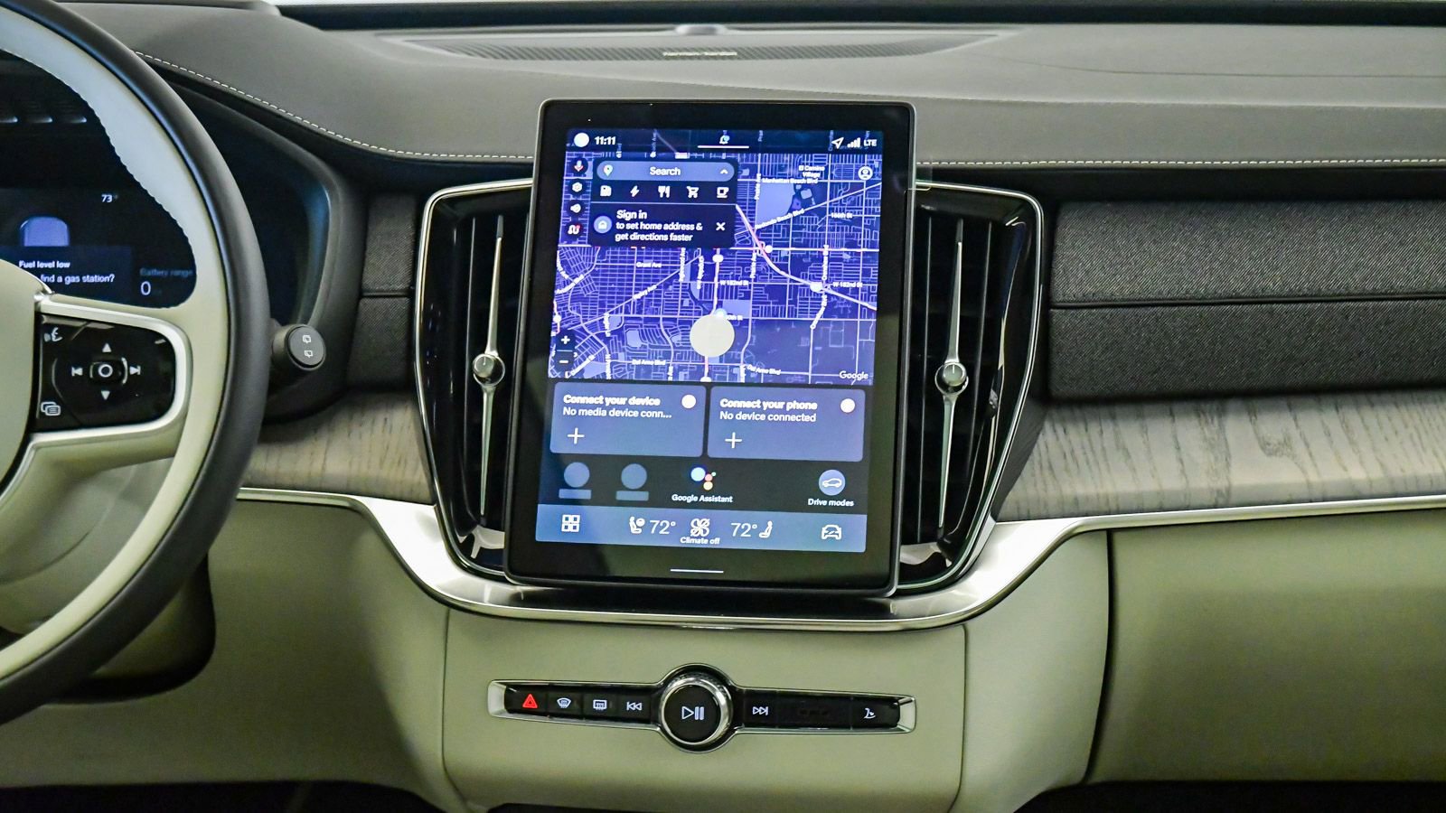 New 2026 Volvo XC90 T8 Ultra w/ Protection Package image 14