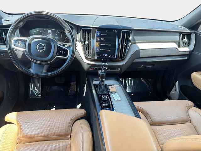 Used 2018 Volvo XC60 T6 Inscription w/ Luxury Seat Package AWD/4WD image 15