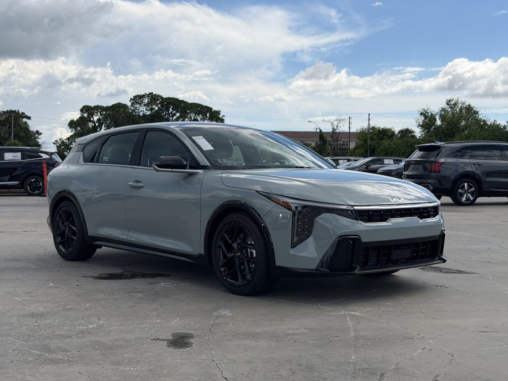 New 2026 Kia K4 GT-Line Turbo FWD image 2