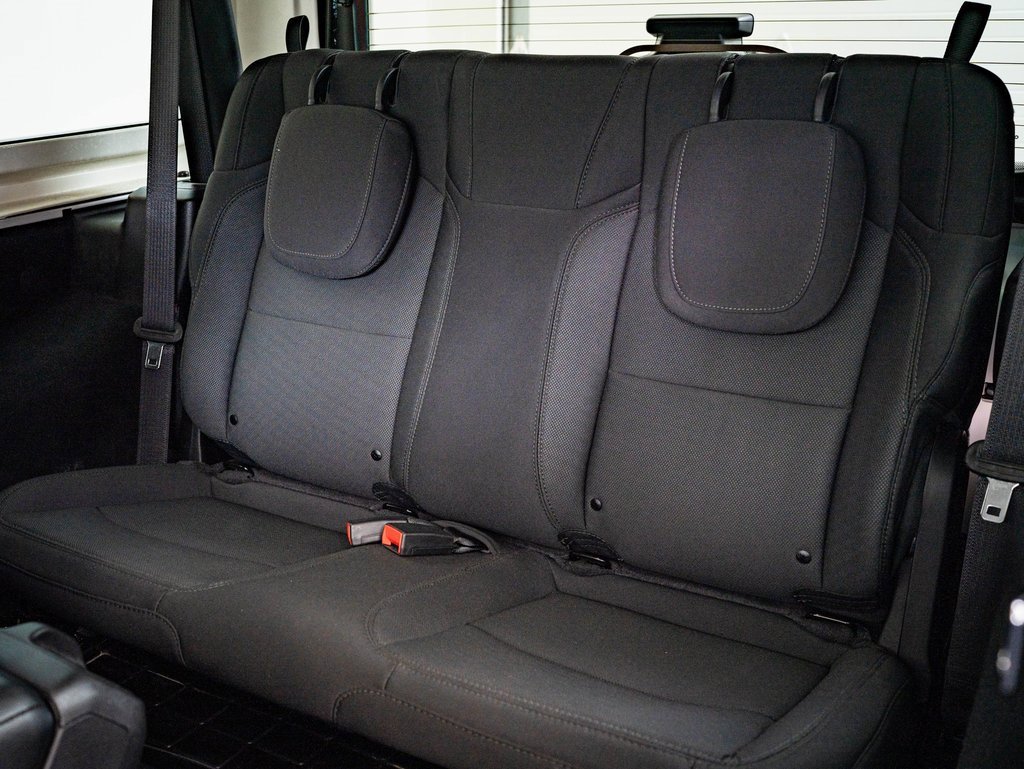 Used 2022 Jeep Wrangler Willys image 32