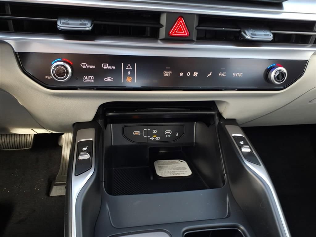 New 2026 Kia Sorento EX image 17