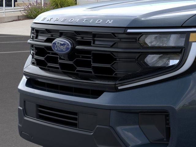 New 2025 Ford Expedition Active image 17