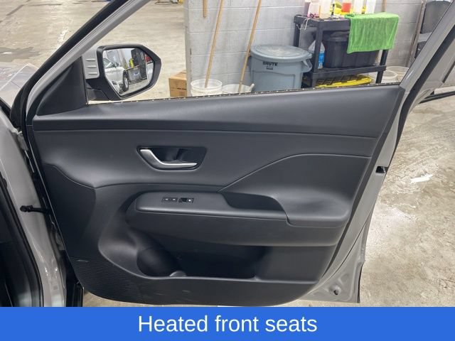 Used 2024 Hyundai Kona Limited AWD/4WD image 31