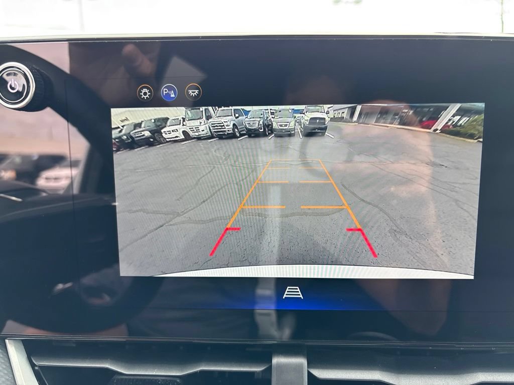 Used 2026 Chevrolet Equinox LT w/ Convenience Package II FWD image 21