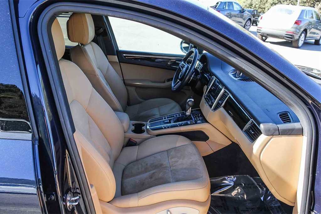 Used 2018 Porsche Macan image 17