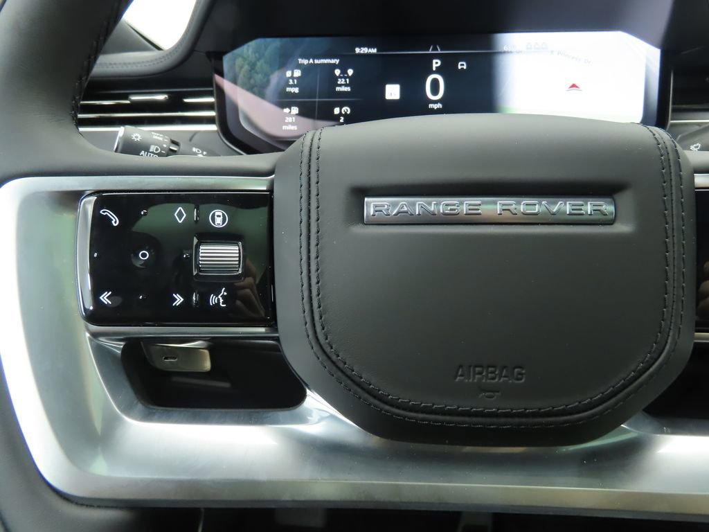 New 2025 Land Rover Range Rover SE image 11