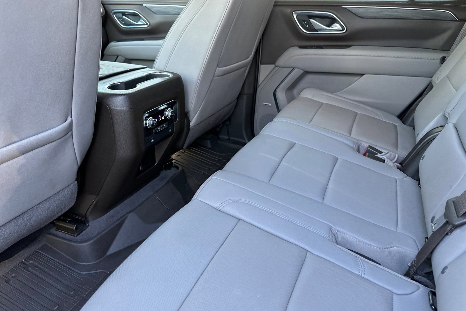 Certified 2024 GMC Yukon SLT w/ Max Trailering Package image 13