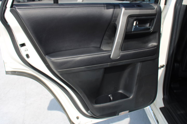 Used 2017 Toyota 4Runner Limited image 14